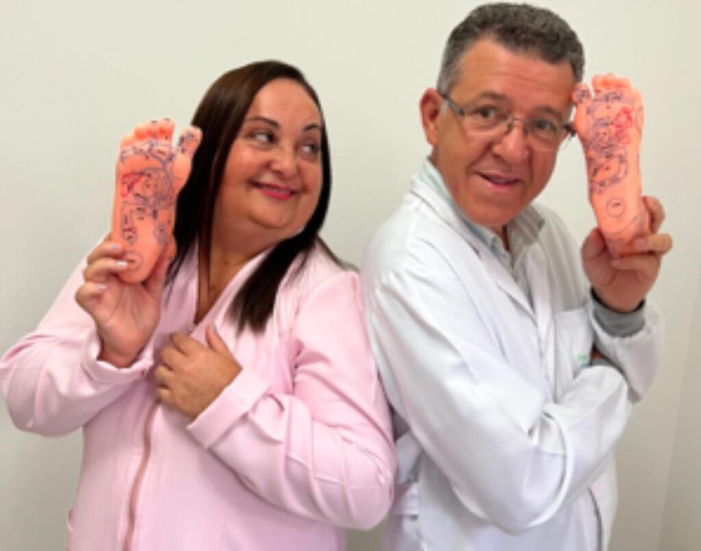 Professores Roberto Rodrigues e Vilma apresentam pra você o Método PROPÉS de Reflexologia Podal.
